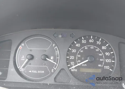 1999 Toyota Corolla Ve z USA, uszkodzony, nr VIN 1NXBR12E9XZ287205